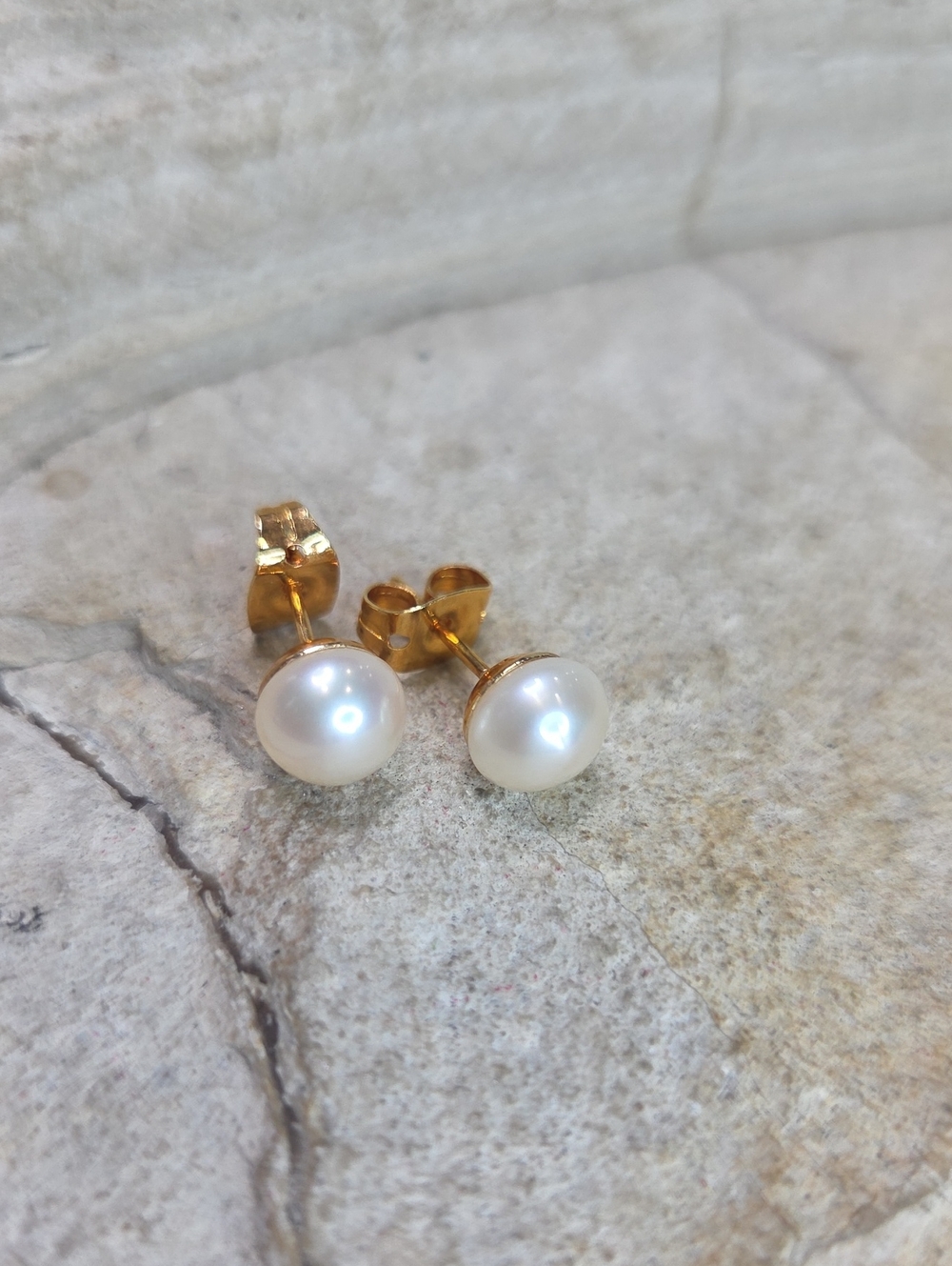 Classic Gold Freshwater Pearl Stud Earrings - White Pearls